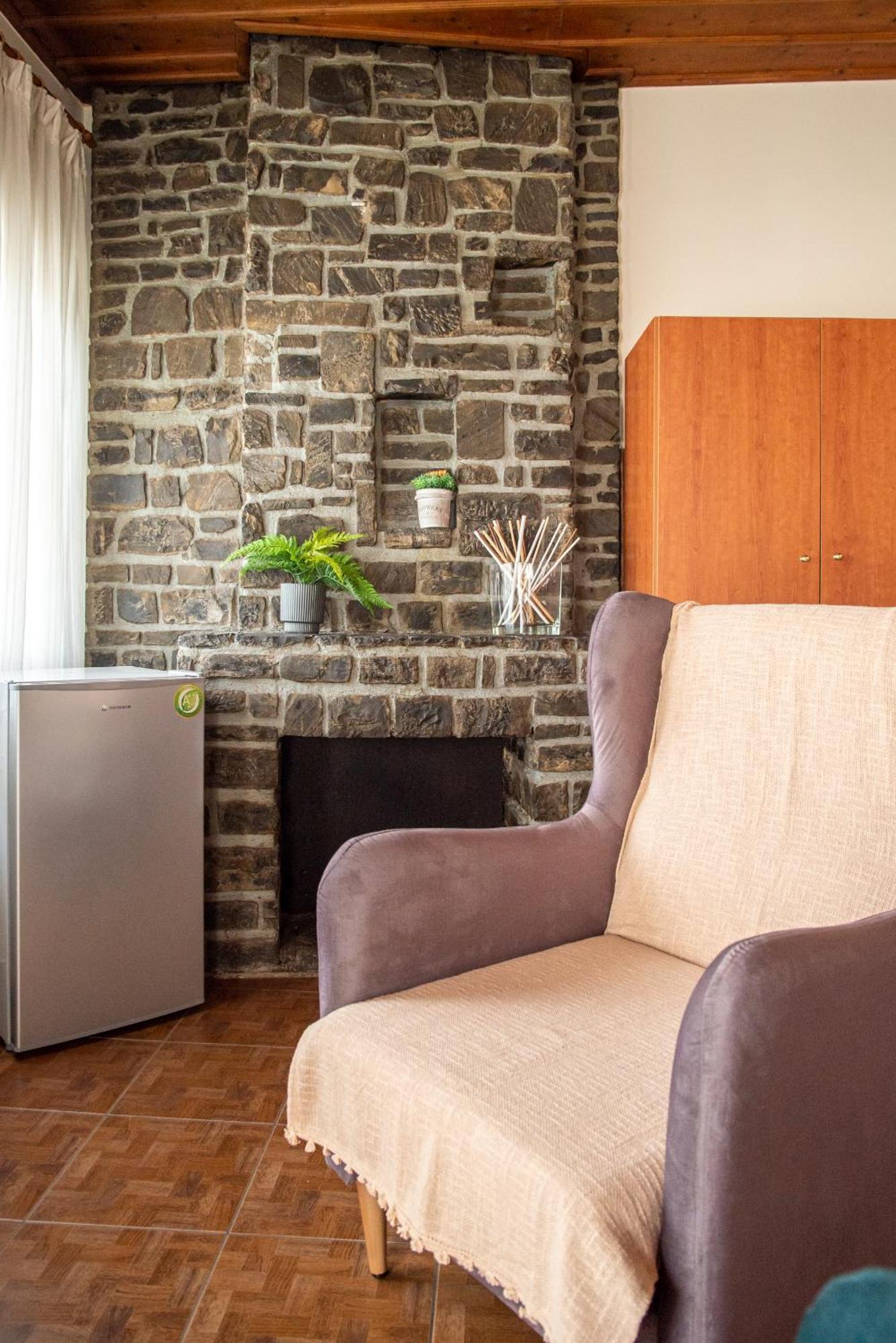 Hotel Argo Волос Екстериор снимка
