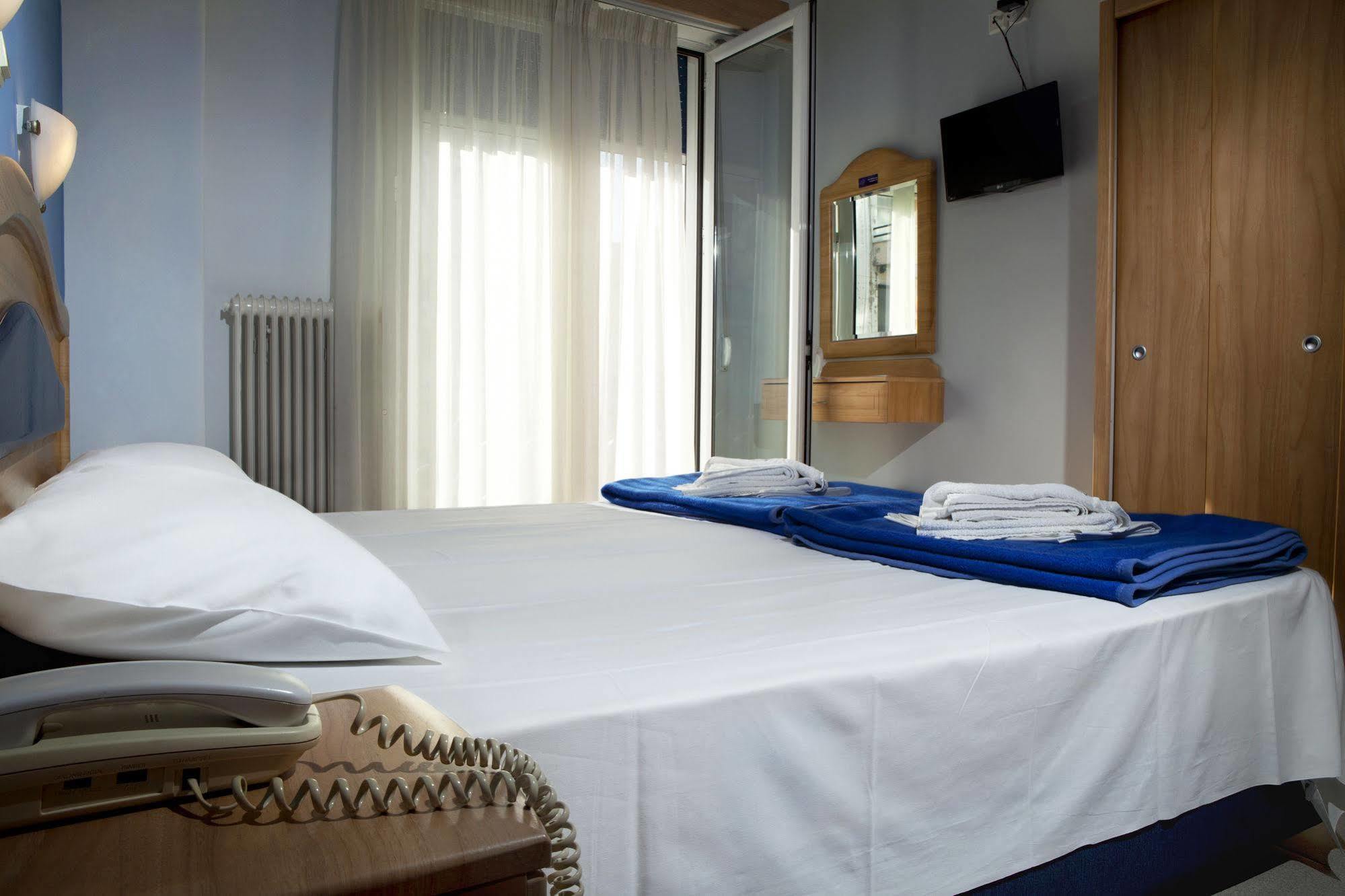 Hotel Argo Волос Екстериор снимка